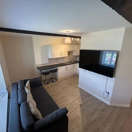 1 Bed Flat, Free Parking, 5 Min Walk To Airbus Apartmán Bristol