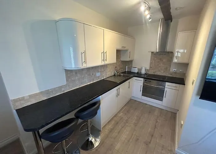 1 Bed Flat, Free Parking, 5 Min Walk To Airbus * ブリストル